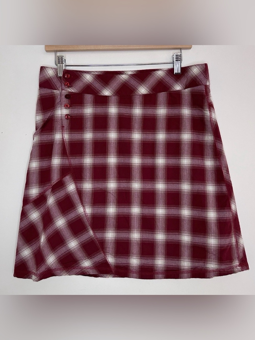 Horny Toad Red/Cream Plaid Mini Skirt 100% Cotton Tiered, Side Button, Sz 4
